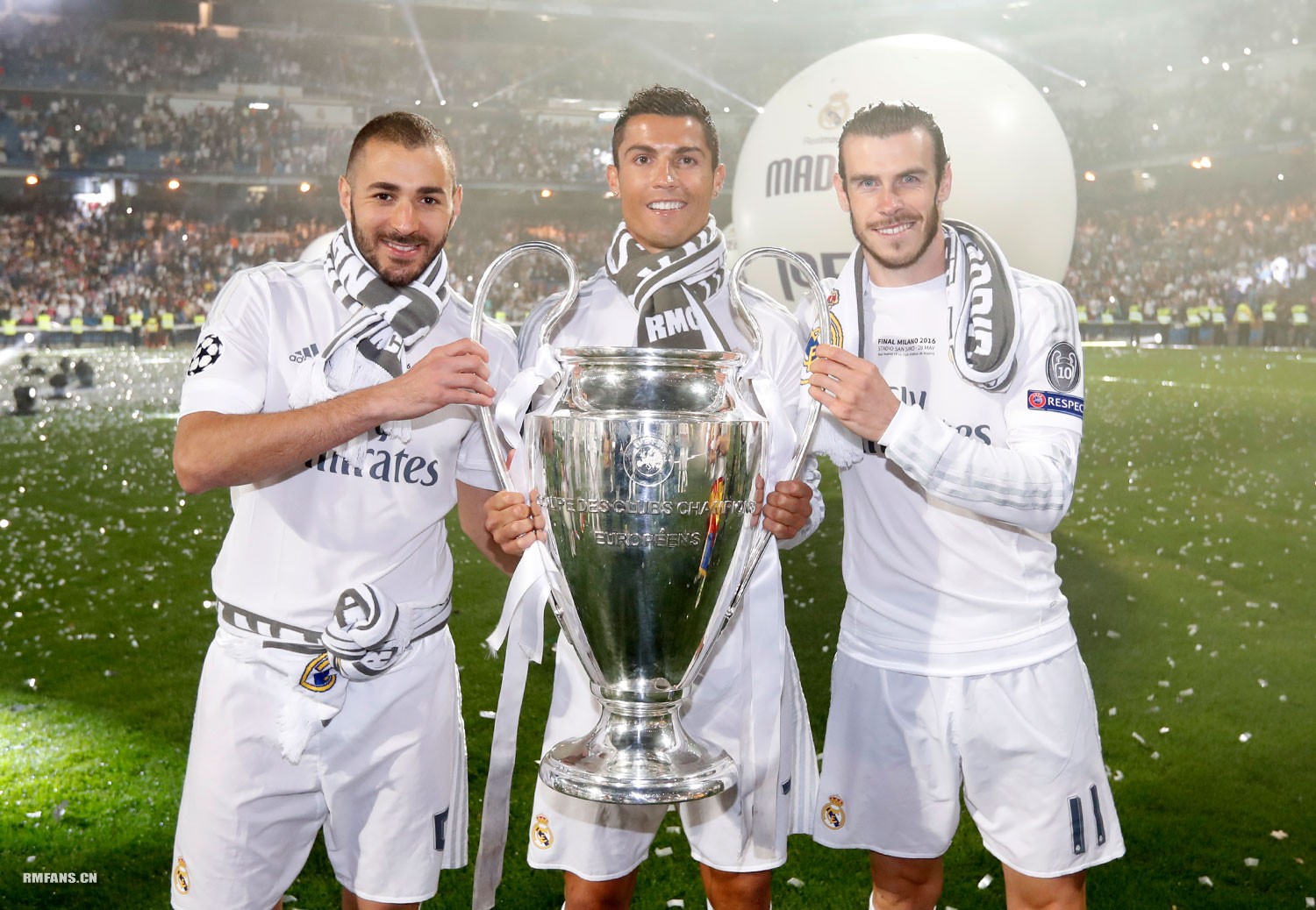 示了他们强 示了他们强