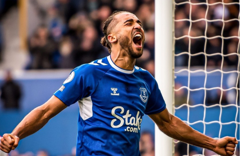 和坚持让她 和坚持让她