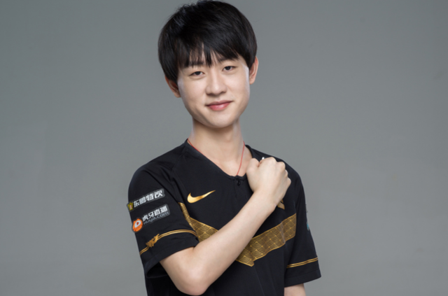 抢到篮板 抢到篮板